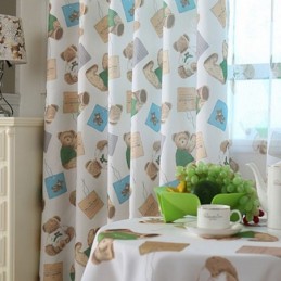 Gardin Med Tegneseriebjørnmotiv, Skræddersyet Til Møbeldesign, Dejligt Drenge- Og Pigeværelse Med Vindue