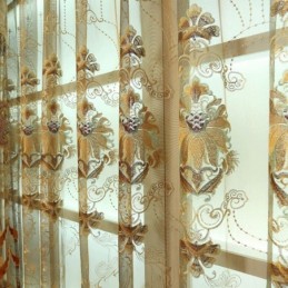 Moderne Transparente Gardiner Med Blomstermotiv I Tyl Til Stuen