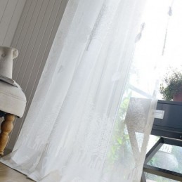 Nordiske Halvtransparente Gardiner Med Træprint