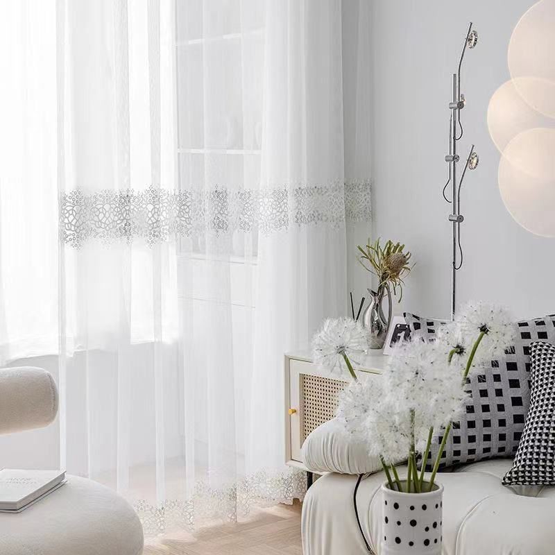 Geometriske, Transparente Gardiner Med Moderne Broderi I Tyl Til Stuen