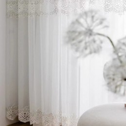 Geometriske, Transparente Gardiner Med Moderne Broderi I Tyl Til Stuen