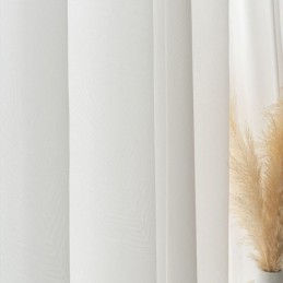 Moderne Hvide Tylgardiner Specialfremstillet I Fjer Til Stuen