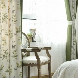 Gardiner I Bomuld Og Hør Med Blomsterprint Og Syninger Og Plantemønster Til Stuen