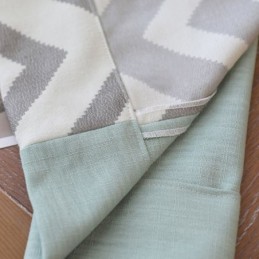 Luksuriøse Jacquard-Gardiner Med Bølgede, Striber Og Mørklægningsgardiner Til Stuen
