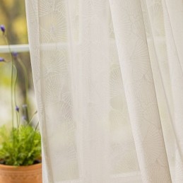 Moderne Hvide Transparente Gardiner I Bladtyl Til Stue Og Soveværelse