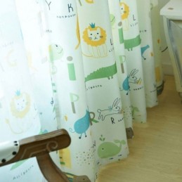Moderne Semi-Mørklæggende Gardin Til Mål Til Børneværelset Dyreprint