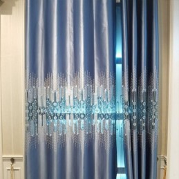 Luksuriøse Nordiske Vinduesgardiner Med Lydisolerende Paneler Og Blondebroderi Til Stuen