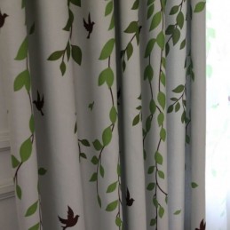 Gardin Efter Mål Gardin Med Friskt Bladmønster Til Vindue